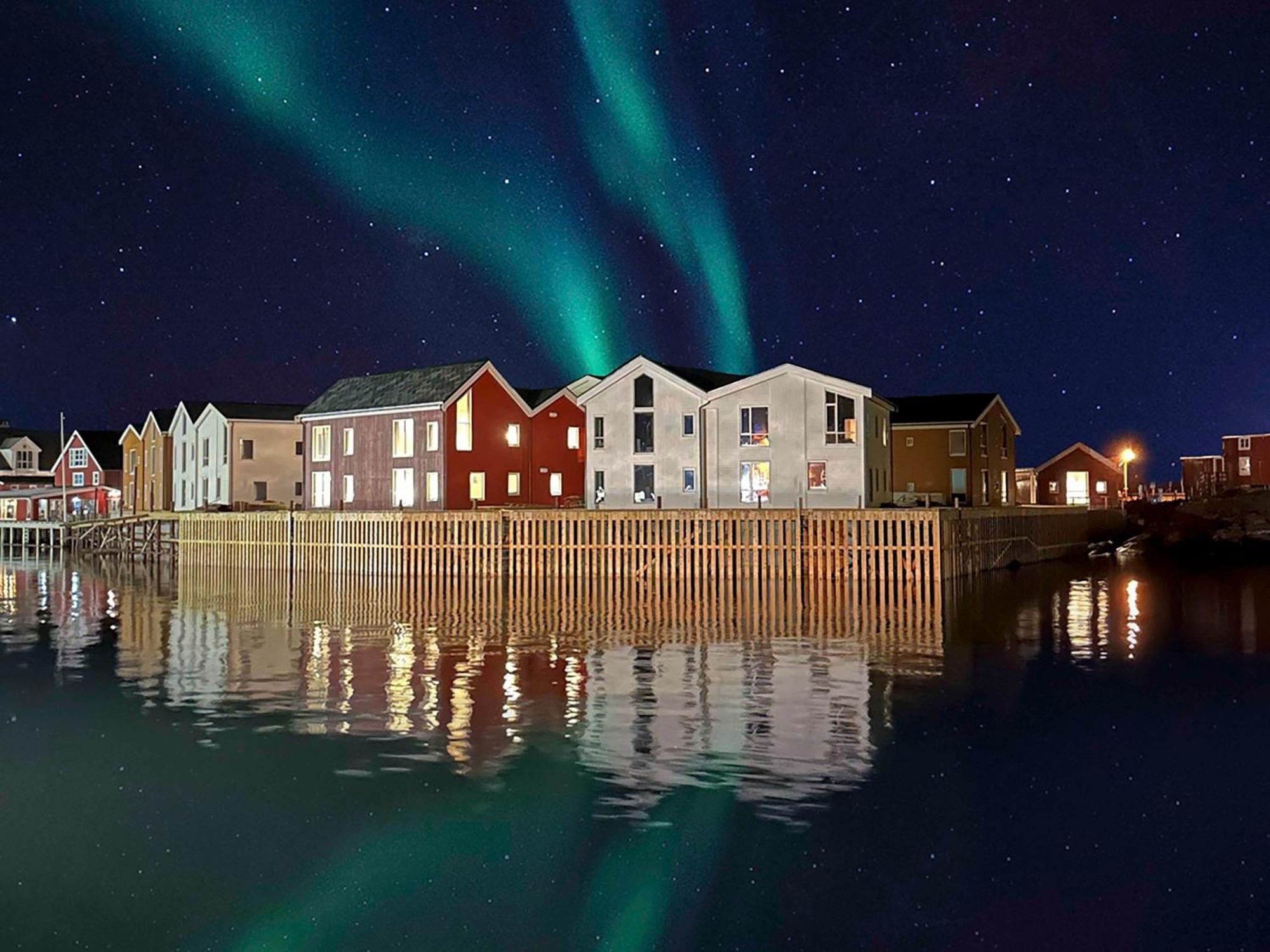 Henningsvaer Bryggehotell - By Classic Norway Hotels Esterno foto