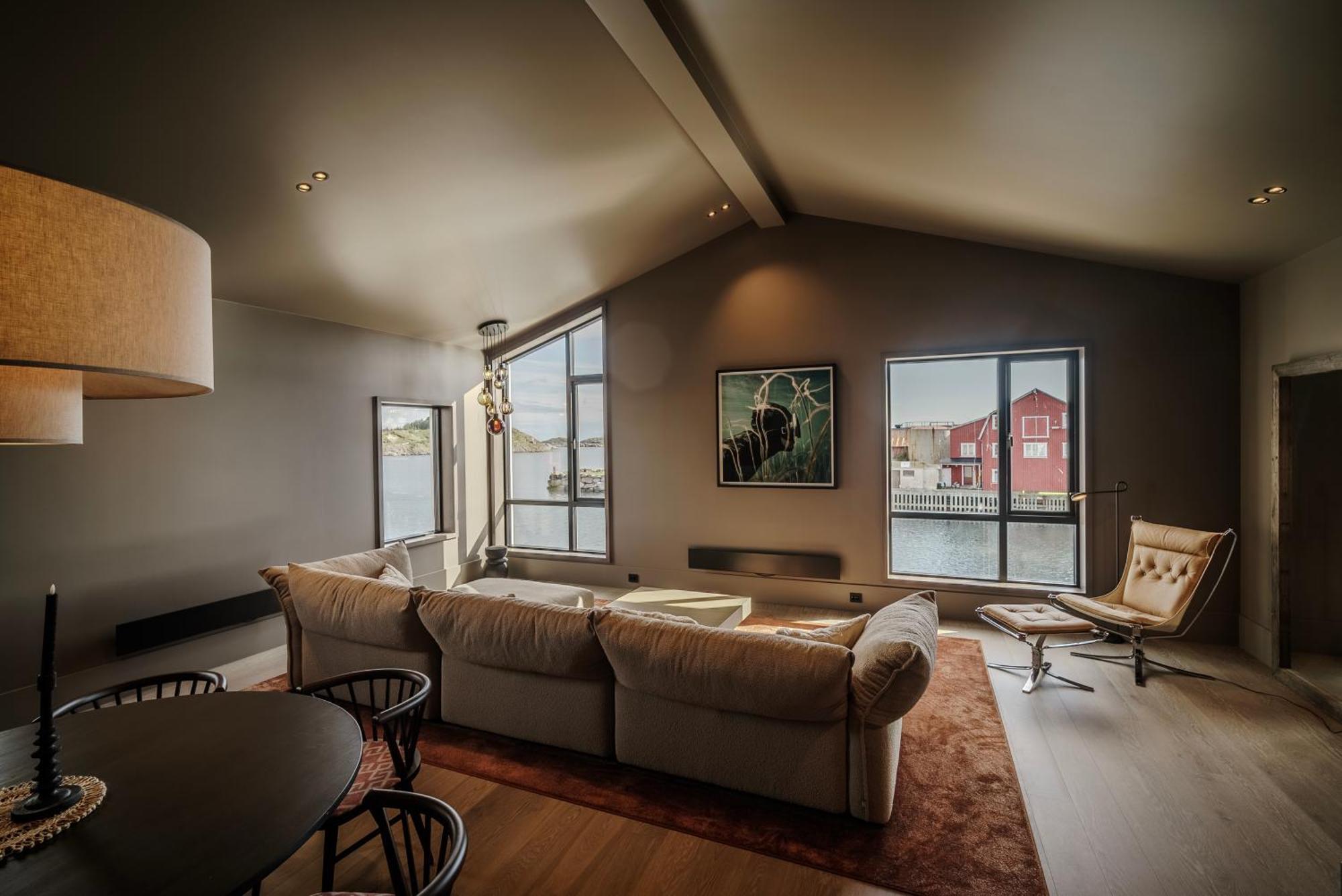 Henningsvaer Bryggehotell - By Classic Norway Hotels Esterno foto