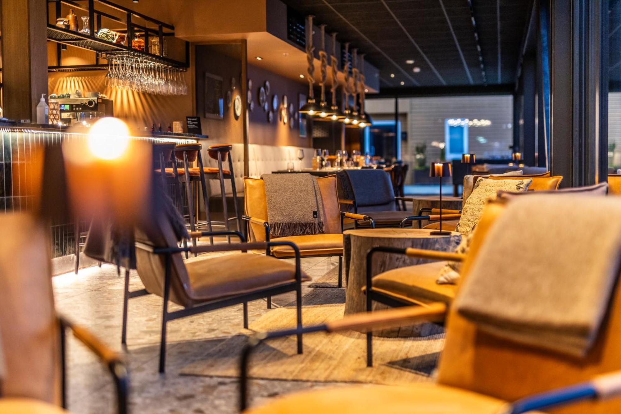 Henningsvaer Bryggehotell - By Classic Norway Hotels Esterno foto